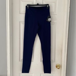 New navy pull on tummy control leggings-smoke free home